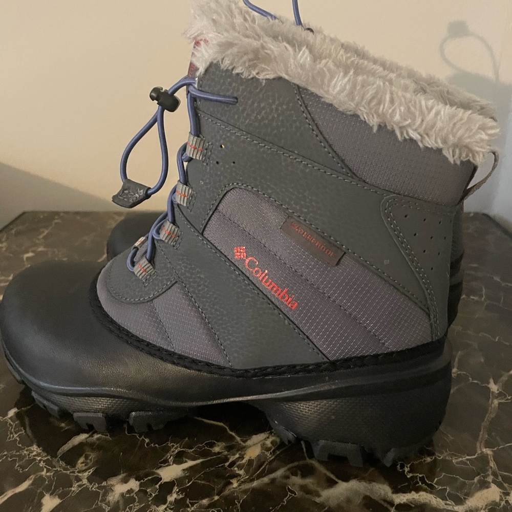 Columbia Snow Boots(Kids Size 6